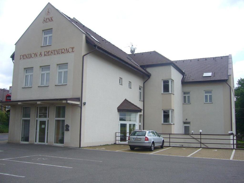 Penzion Senk Pardubice Ngoại thất bức ảnh